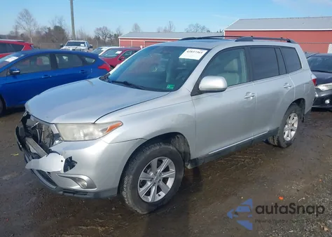 2011 Toyota Highlander Se V6 из США, поврежденный, VIN 5TDBK3EH8BS060868